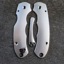 Load image into Gallery viewer, Para 3 Titanium Scales - Diamond pattern