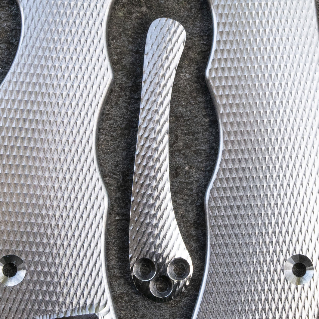 PM2 and Para3 Titanium Clip - Diamond Pattern